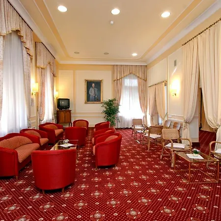 Grand Porro Hotel 4*