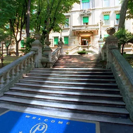 Hotel Grand Porro 4*