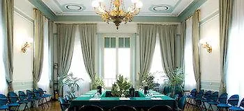 Grand Porro Hotel 4*