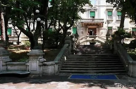 Hotel Grand Porro 4*